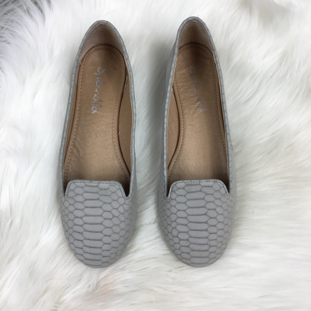 Splendid fine leather gray python flats 7.5